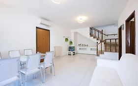 Casa Elena